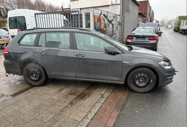 Volkswagen Golf cena 26000 przebieg: 82000, rok produkcji 2018 z Lubin małe 154